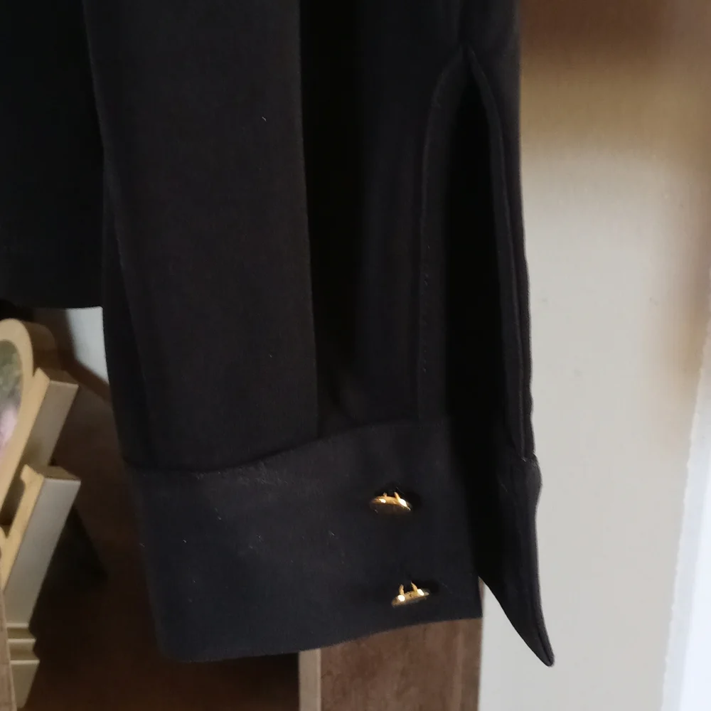 Calvin Klein Black Button down collard shirt Size PS - Picture 7 of 8